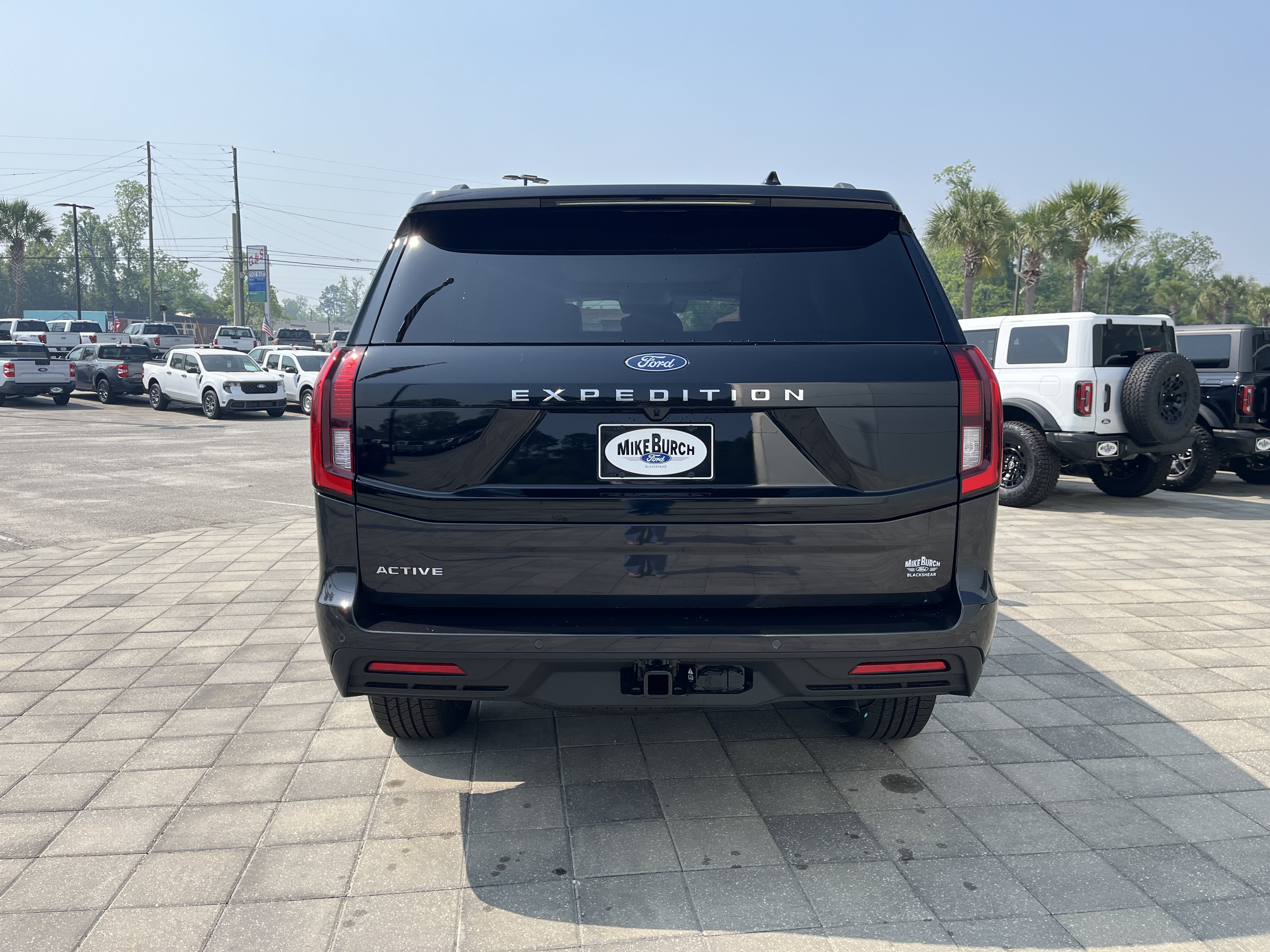 New 2026 Ford Expedition Active RWD image 5