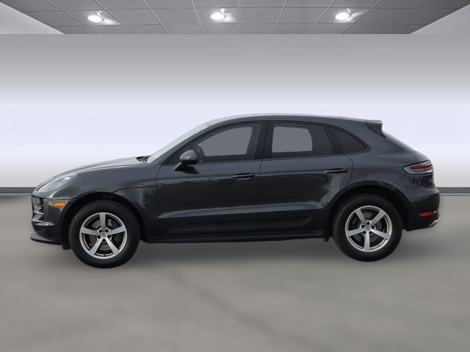 Used 2020 Porsche Macan image 2