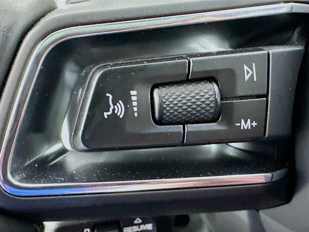 New 2025 Porsche Macan image 11