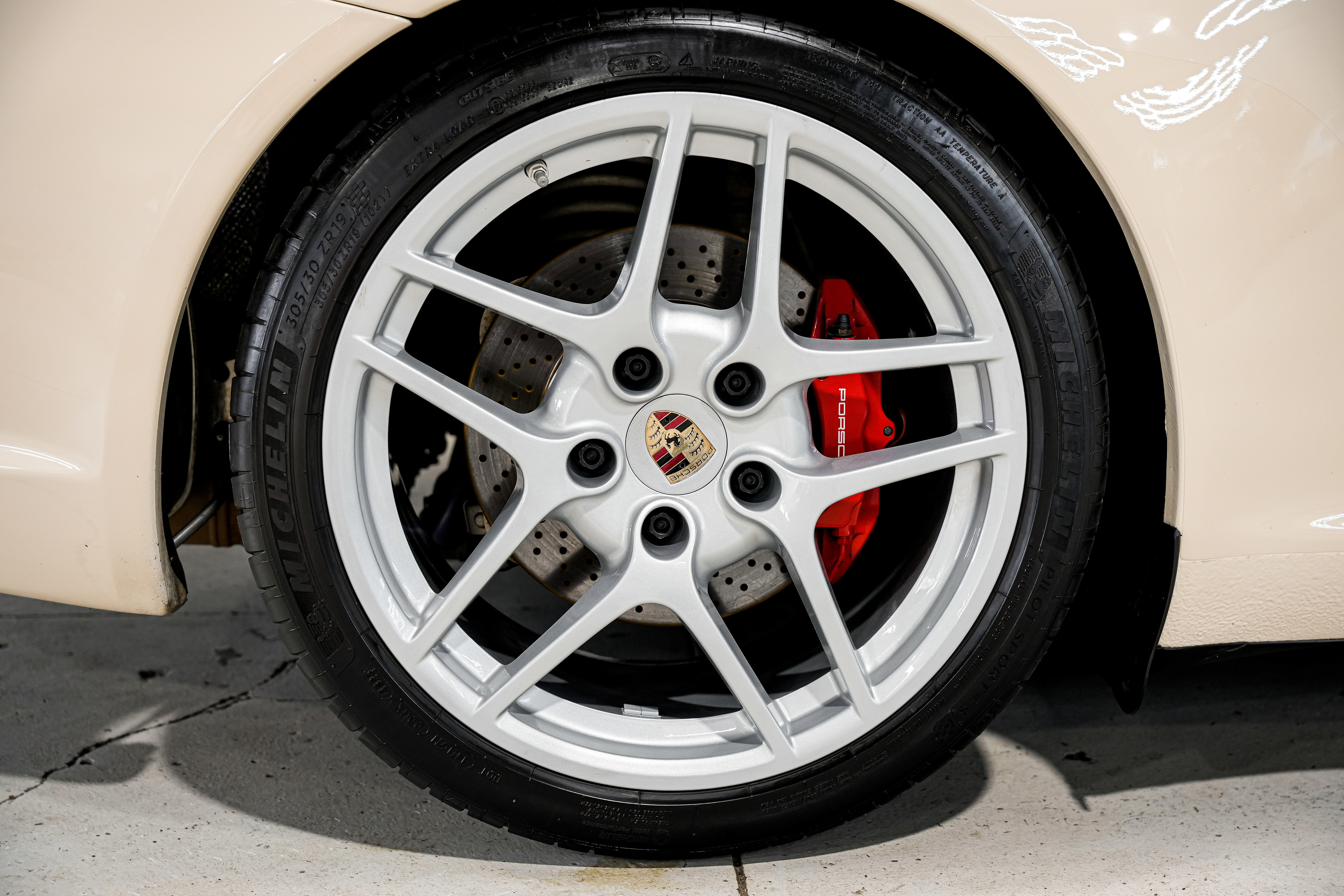 Used 2010 Porsche 911 Carrera S image 44