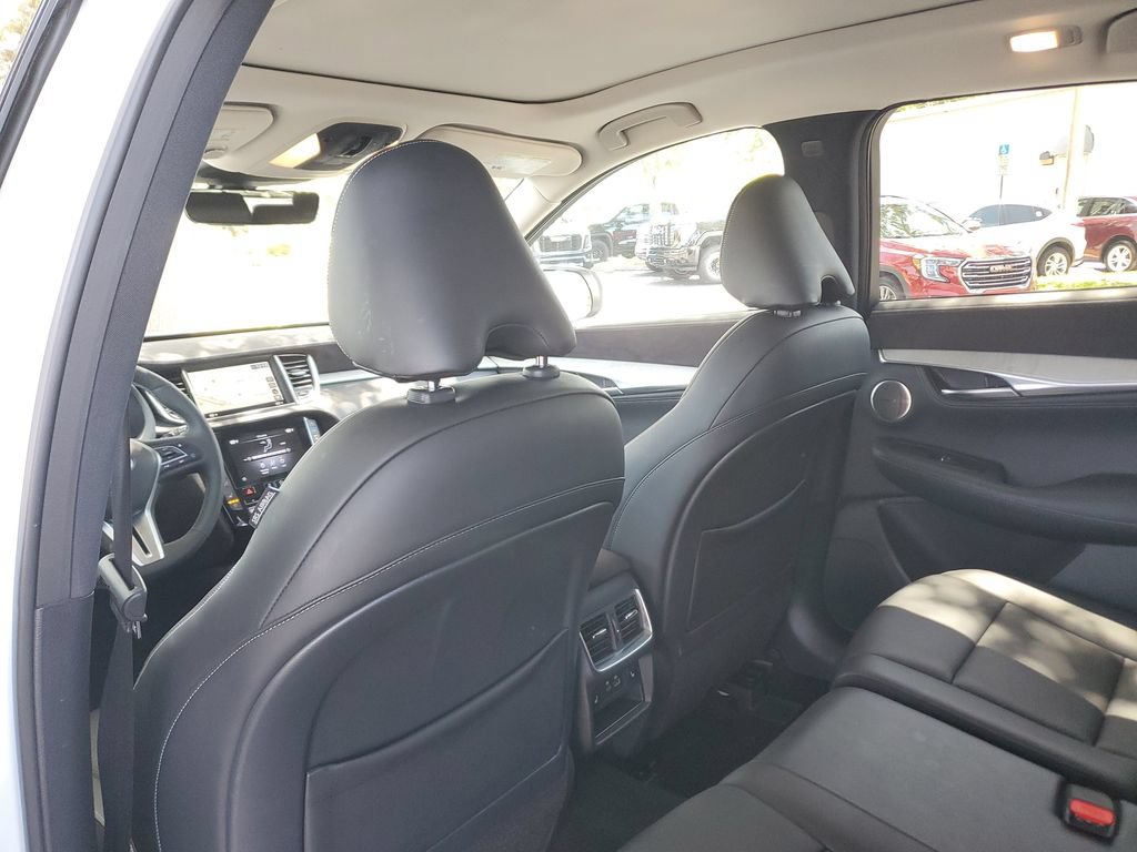 Used 2023 INFINITI QX50 Sensory AWD/4WD image 15