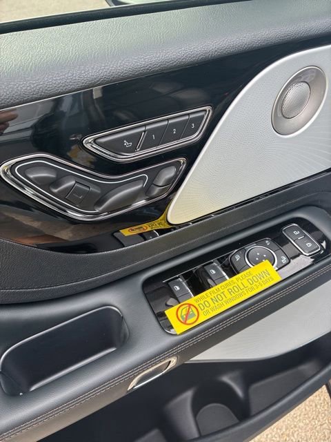 New 2026 Lincoln Aviator Reserve AWD/4WD image 11