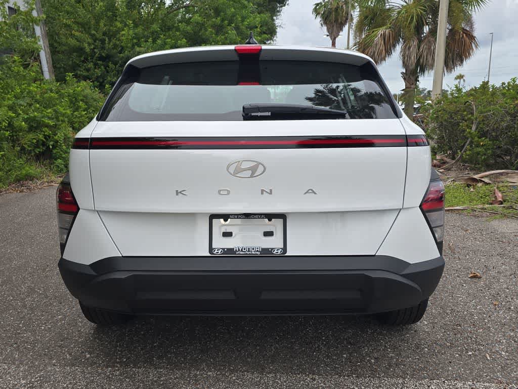 New 2027 Hyundai Kona SE FWD image 6