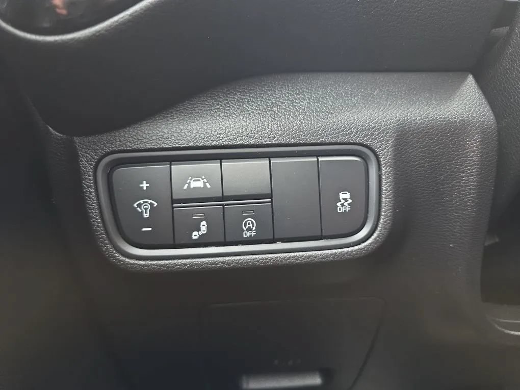 Used 2022 Kia Soul GT-Line FWD image 24
