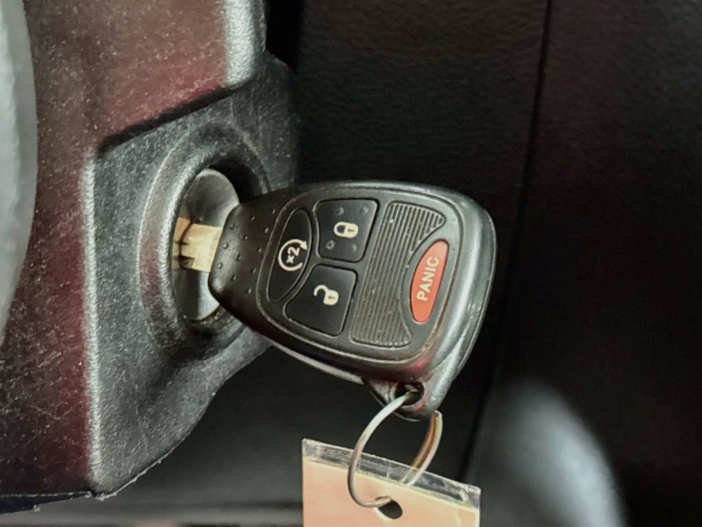 Used 2012 Jeep Wrangler Unlimited Sahara w/ Dual Top Group AWD/4WD image 17