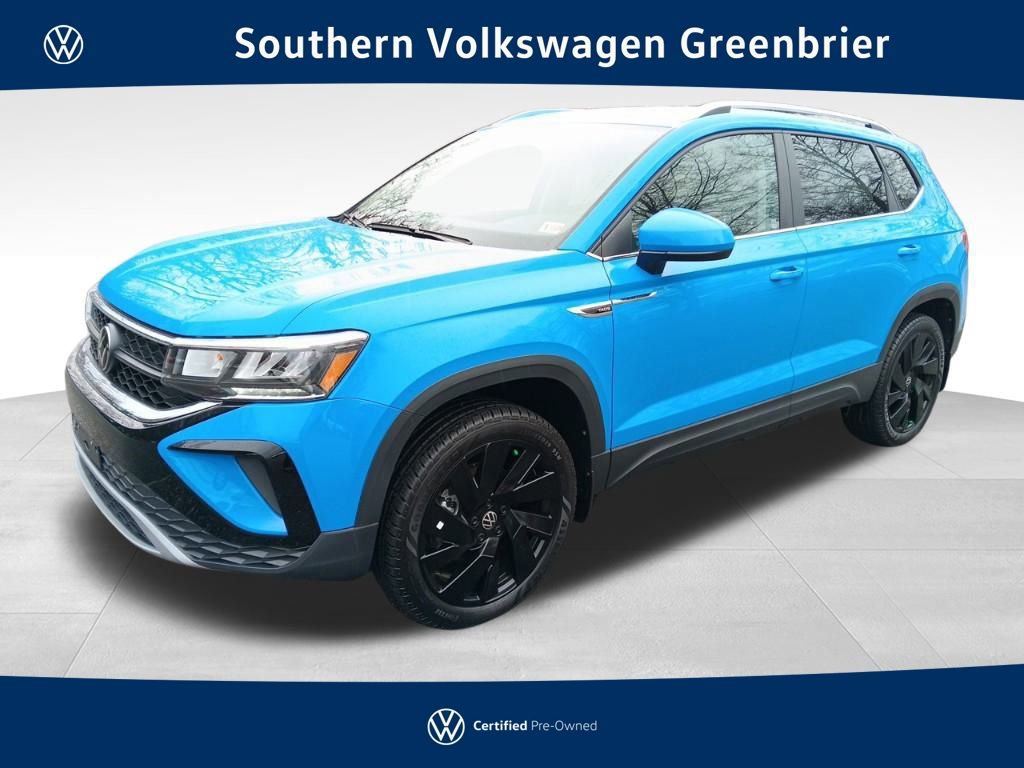 Certified 2024 Volkswagen Taos SE w/ Panoramic Sunroof Package