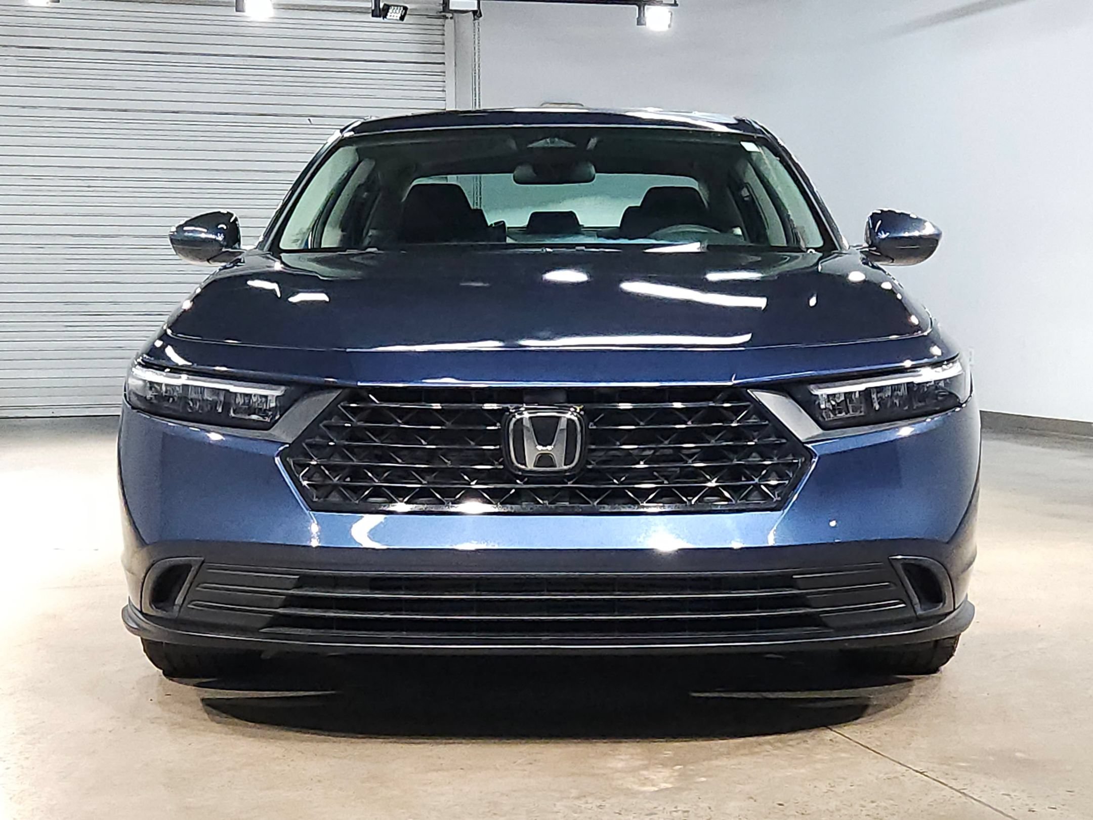 Used 2024 Honda Accord EX image 2