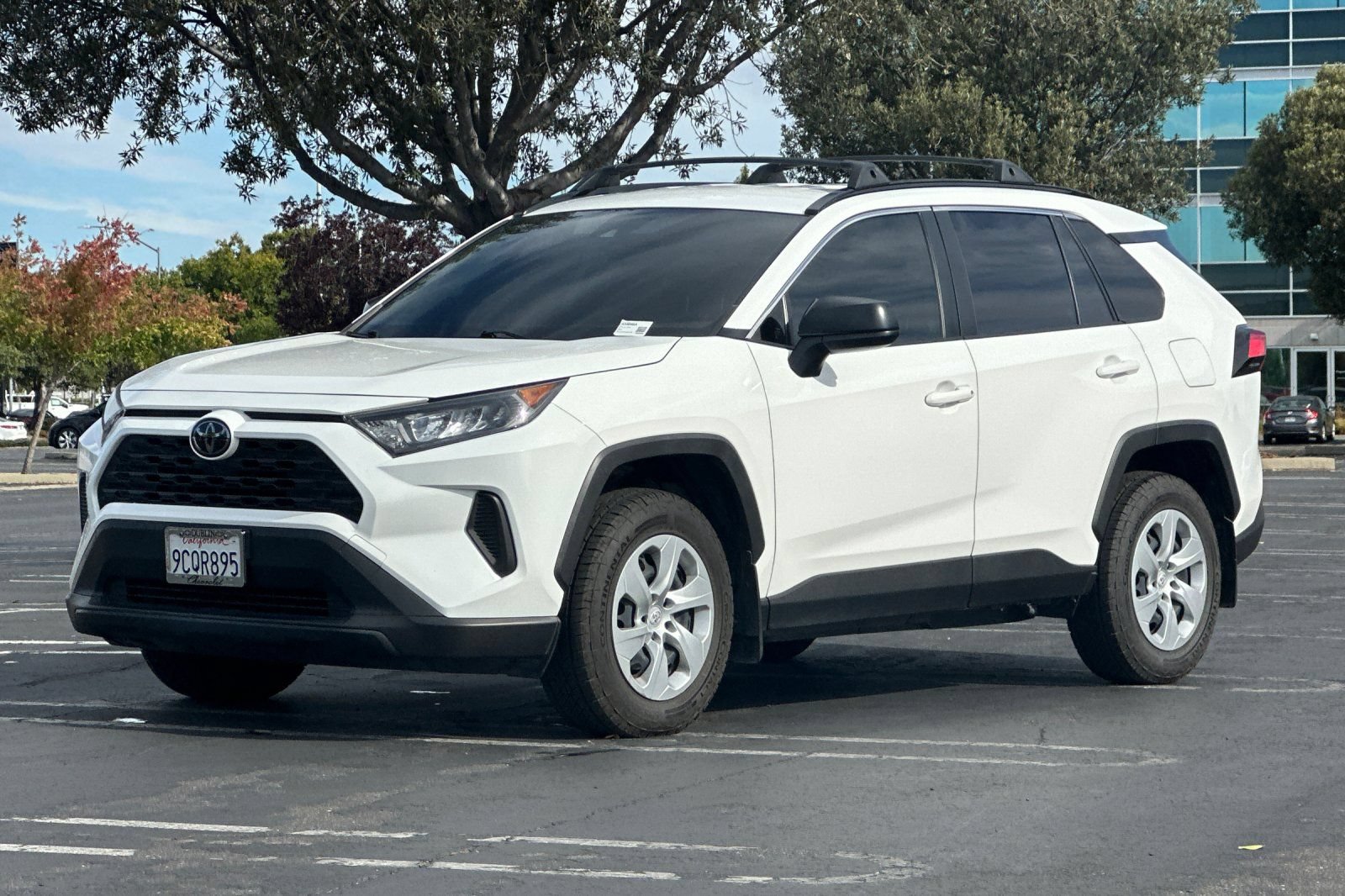 Used 2020 Toyota RAV4 LE w/ Carpet Mat Package FWD image 8