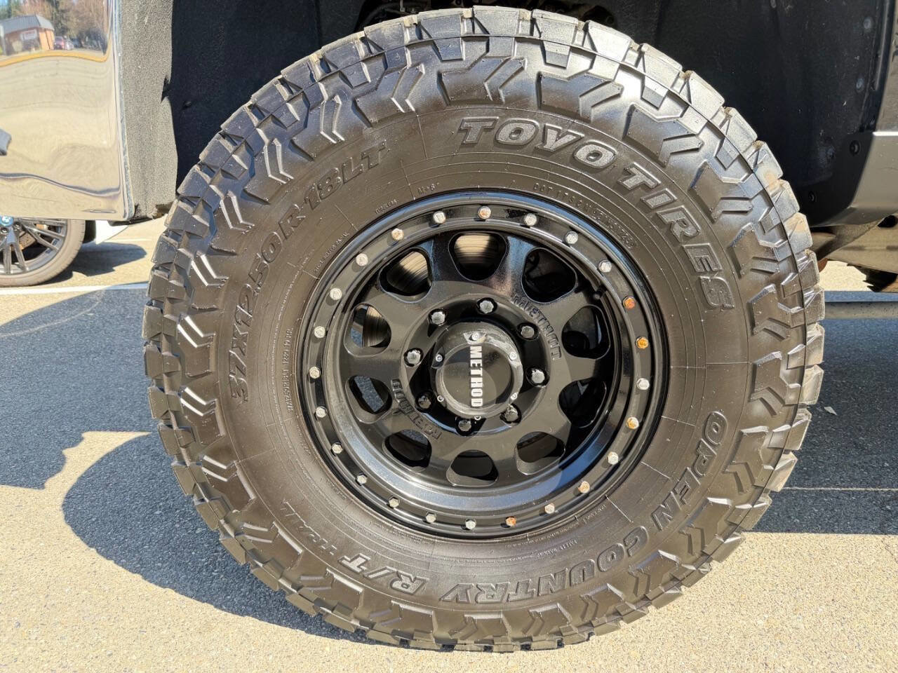 Used 2015 Chevrolet Silverado 2500 LT w/ LT Convenience Package image 15