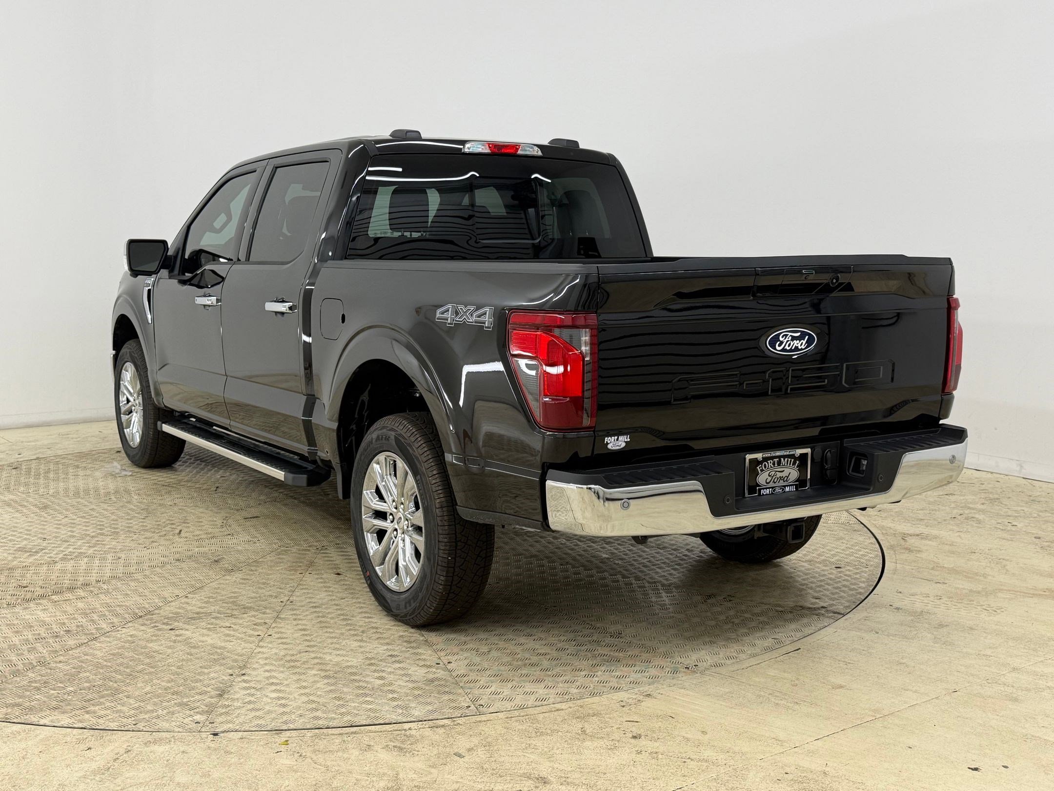 New 2026 Ford F150 XLT w/ Equipment Group 302A MID image 3