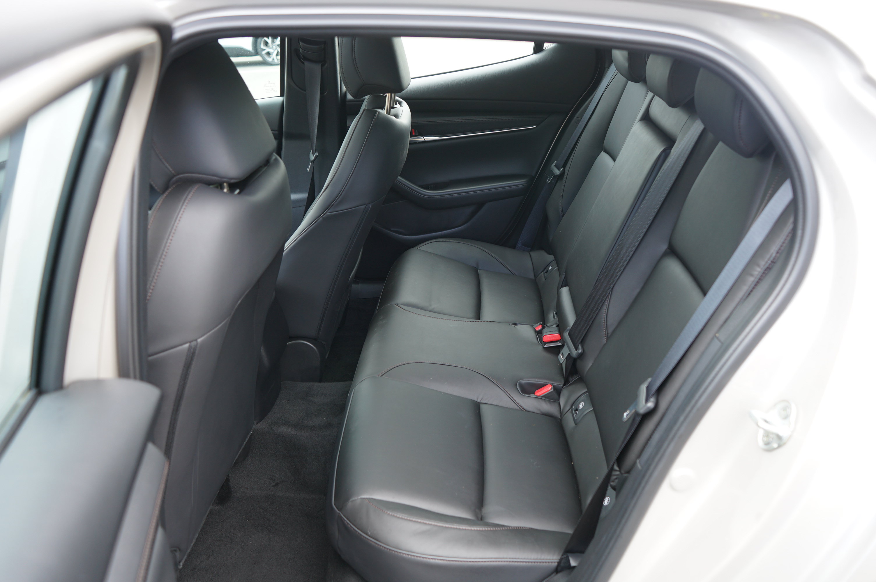 Used 2024 MAZDA MAZDA3 s FWD image 20