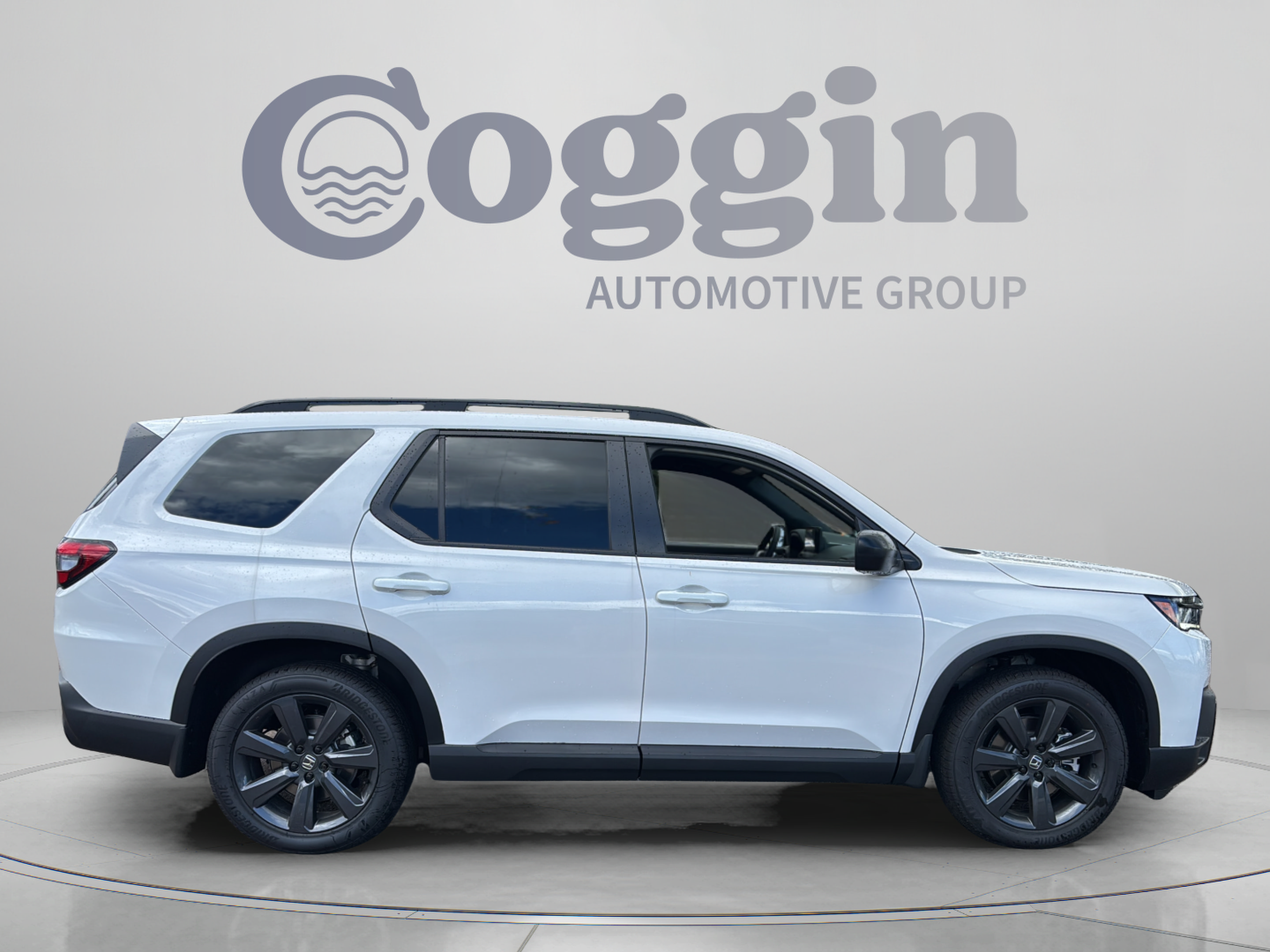 New 2026 Honda Pilot Sport image 6