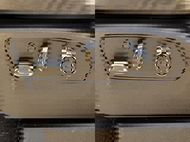 Certified 2024 Cadillac Escalade V w/ LPO, ONYX Package image 24