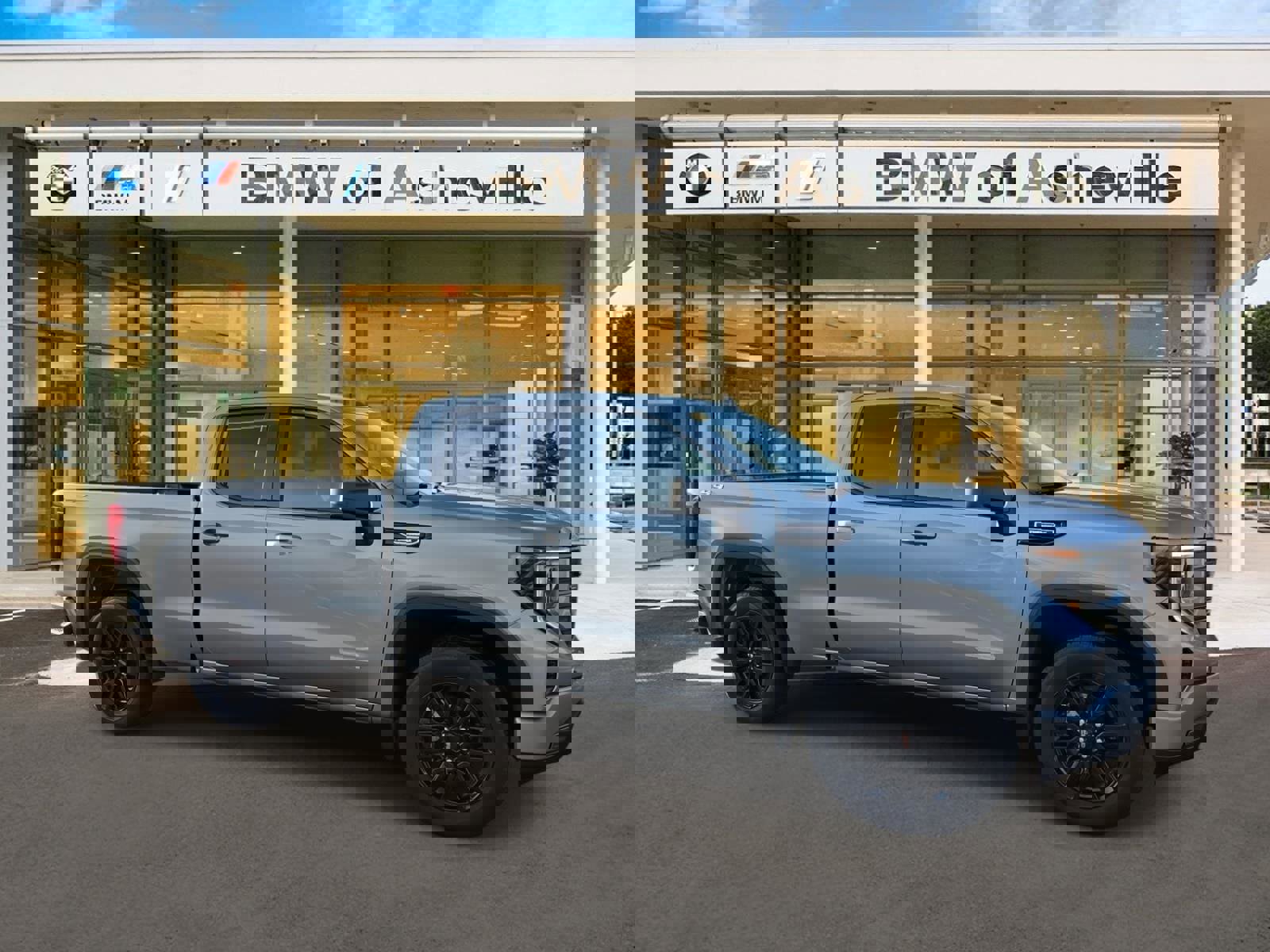 Used 2024 GMC Sierra 1500 Elevation image 1