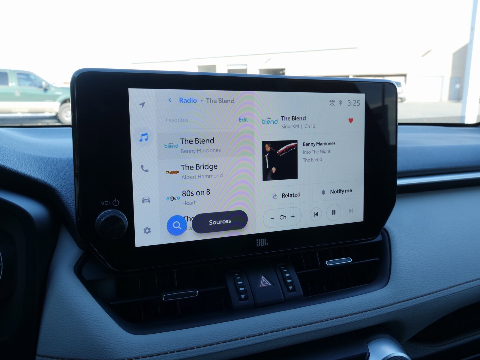 Used 2025 Toyota RAV4 Limited image 26