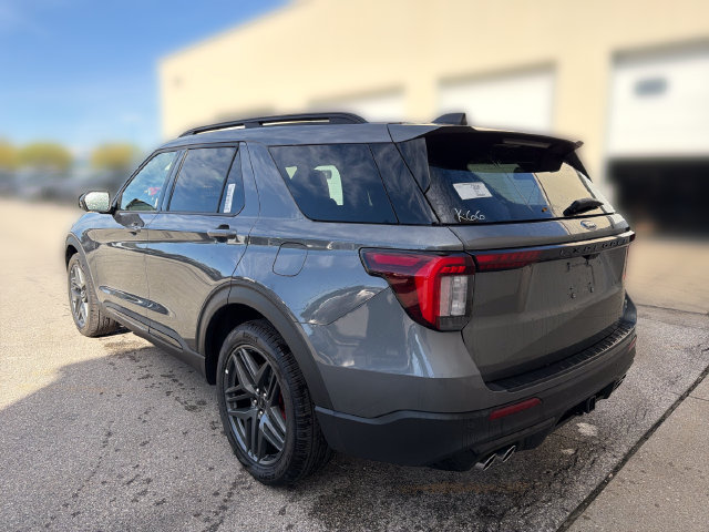 New 2026 Ford Explorer ST w/ Sun And Sound Package AWD/4WD image 9
