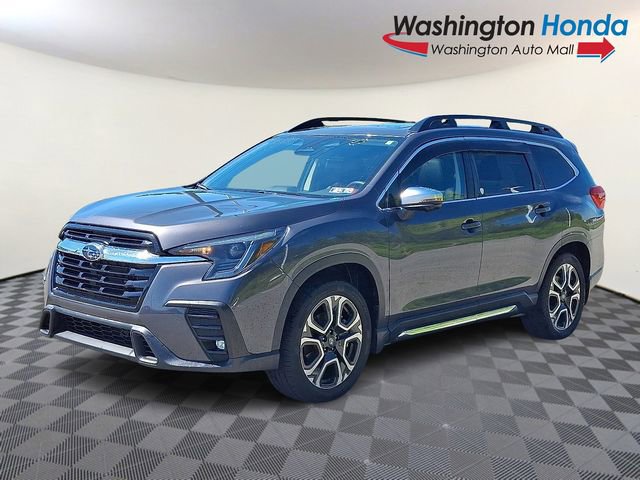 Used 2023 Subaru Ascent Limited w/ Technology Package AWD/4WD image 3