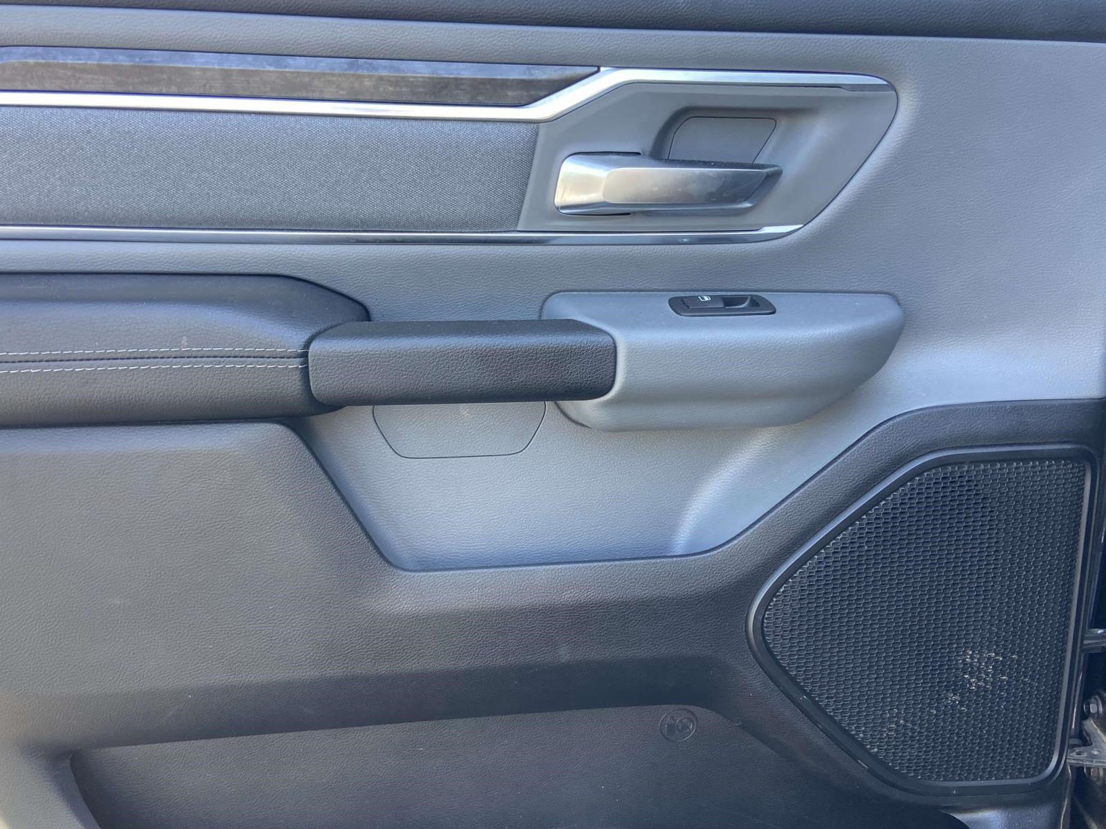 Used 2019 RAM 1500 Big Horn AWD/4WD image 12