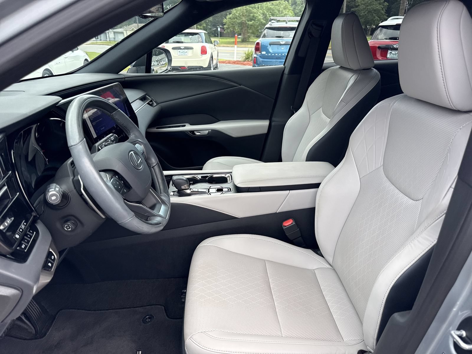Used 2024 Lexus RX 350 Premium Plus w/ Convenience Package FWD image 9