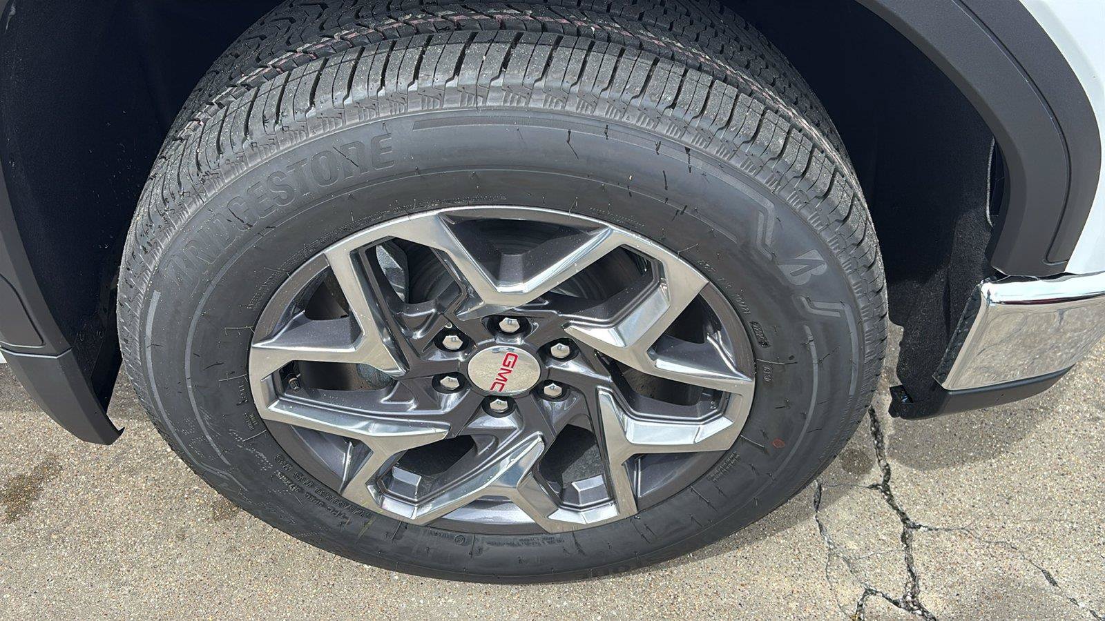New 2026 GMC Sierra 1500 SLT RWD image 11