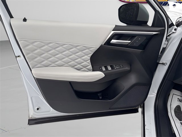 Used 2022 Mitsubishi Outlander SEL image 6