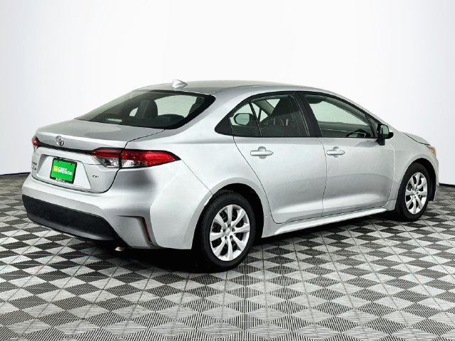 Used 2024 Toyota Corolla LE FWD image 8