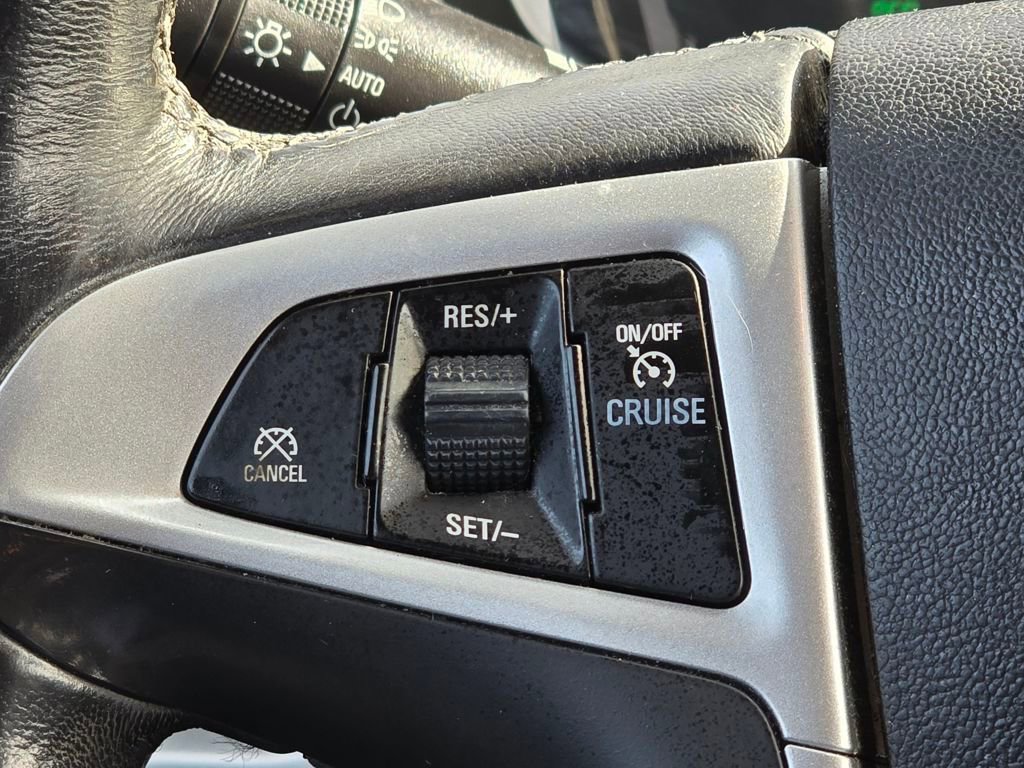 Used 2017 Chevrolet Equinox LT w/ Convenience Package image 31