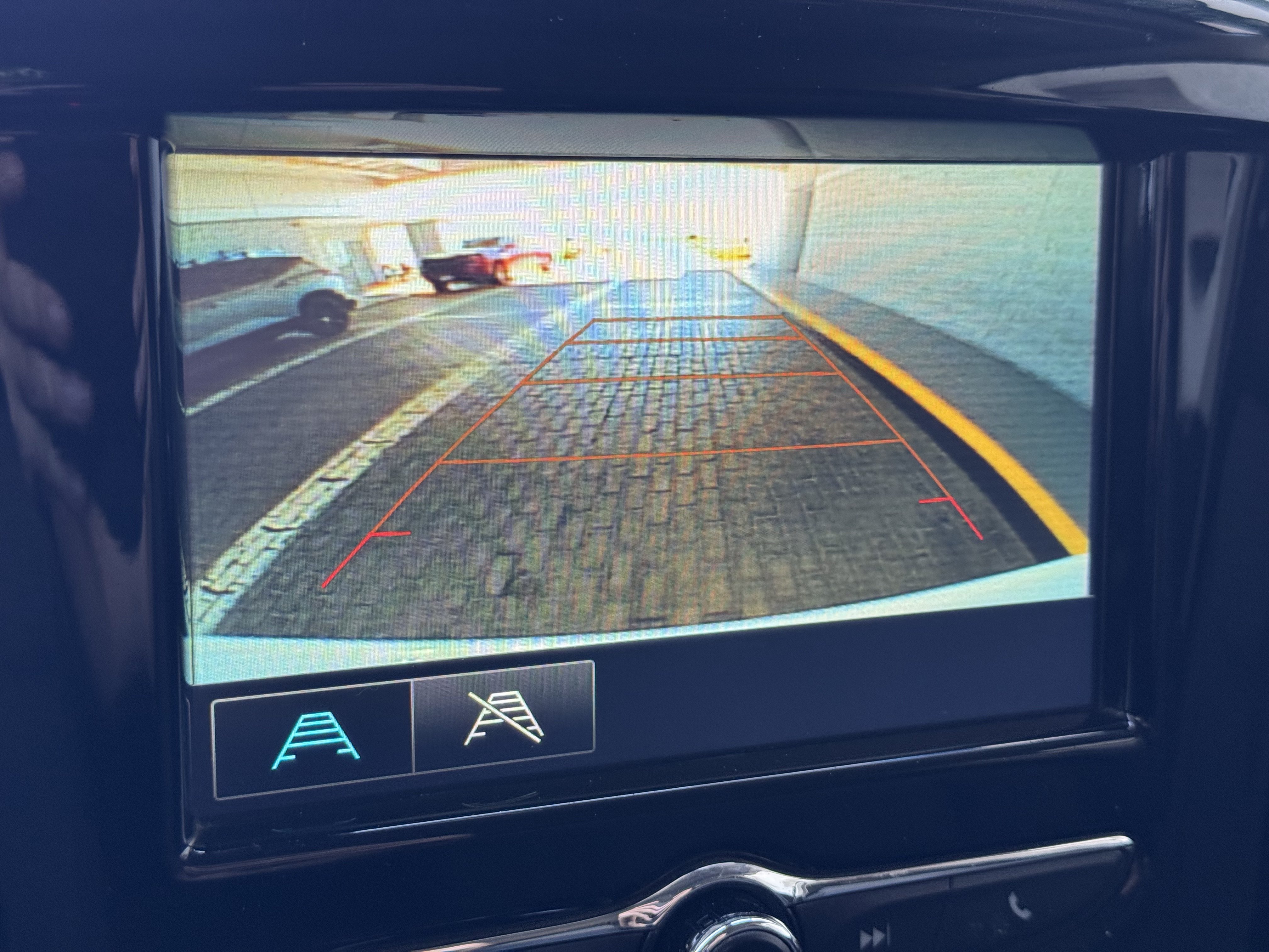 Certified 2019 Chevrolet Traverse LS w/ LPO, Blackout Package FWD image 28