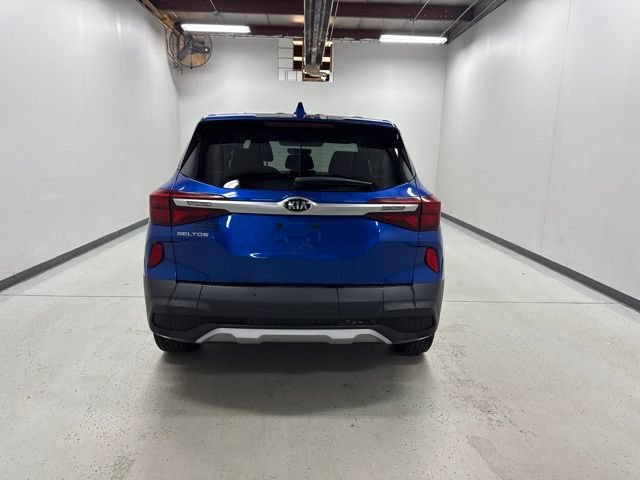 Used 2021 Kia Seltos LX AWD/4WD image 5