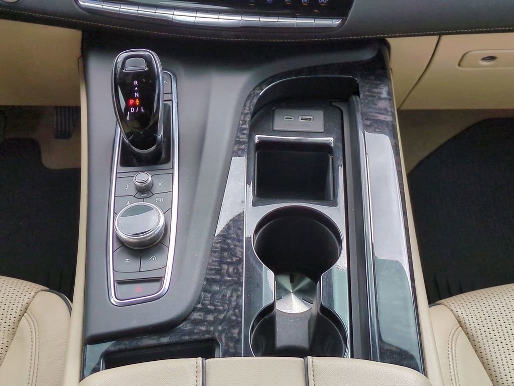 Used 2021 Cadillac Escalade Premium Luxury w/ Driver Assist Tech Package image 18