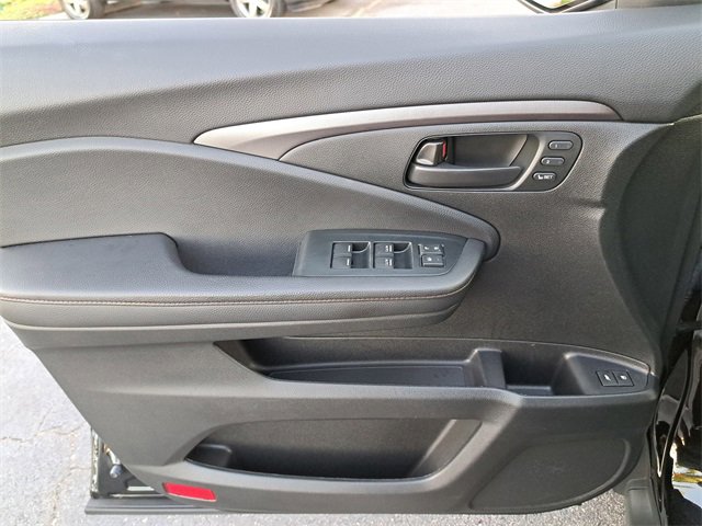 Used 2023 Honda Passport TrailSport image 21