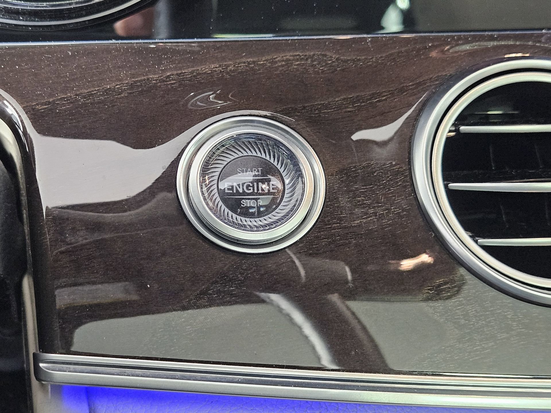 Used 2019 Mercedes-Benz E 450 4MATIC Wagon image 32