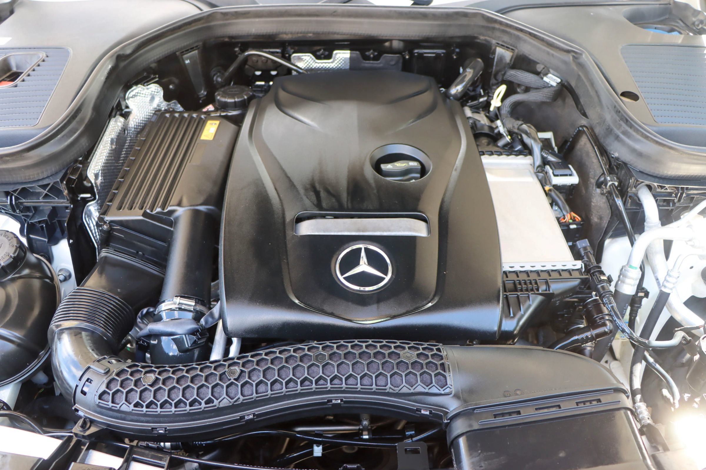 Used 2016 Mercedes-Benz GLC 300 w/ Premium Package image 39