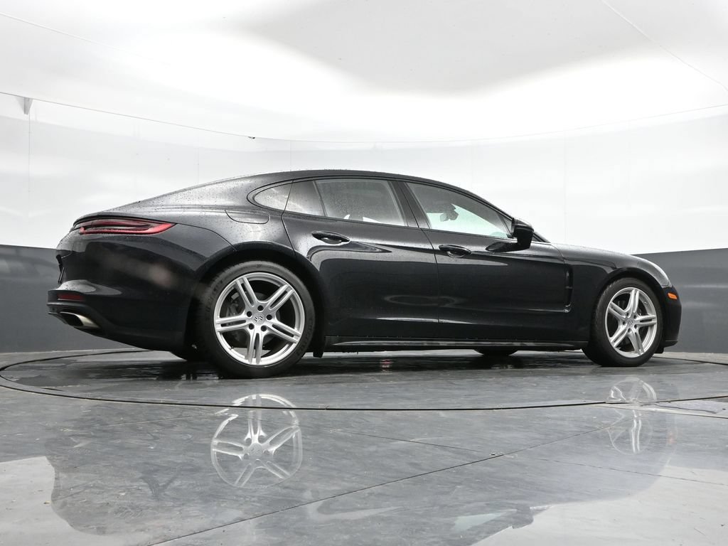 Used 2019 Porsche Panamera 4 AWD/4WD image 46