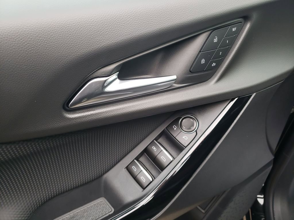 New 2026 Chevrolet Equinox RS w/ Convenience Package III image 11