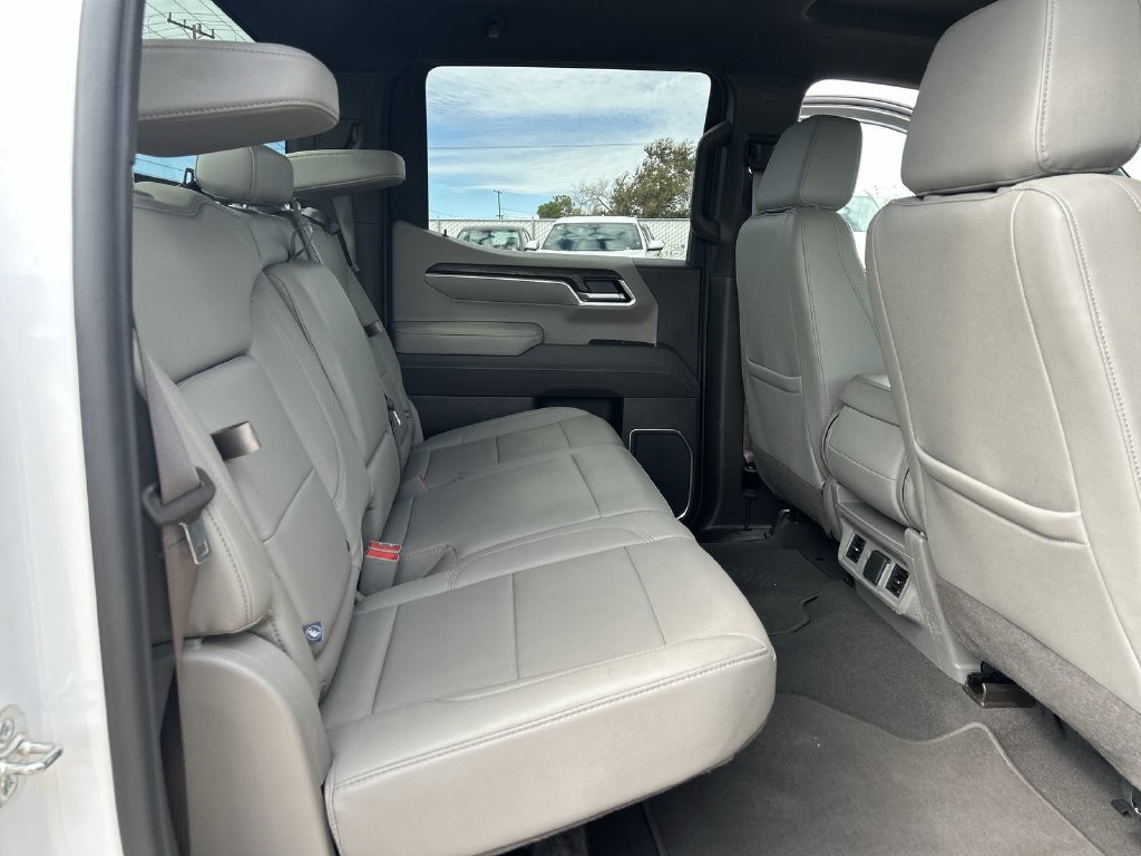 Certified 2026 GMC Sierra 1500 SLT RWD image 25