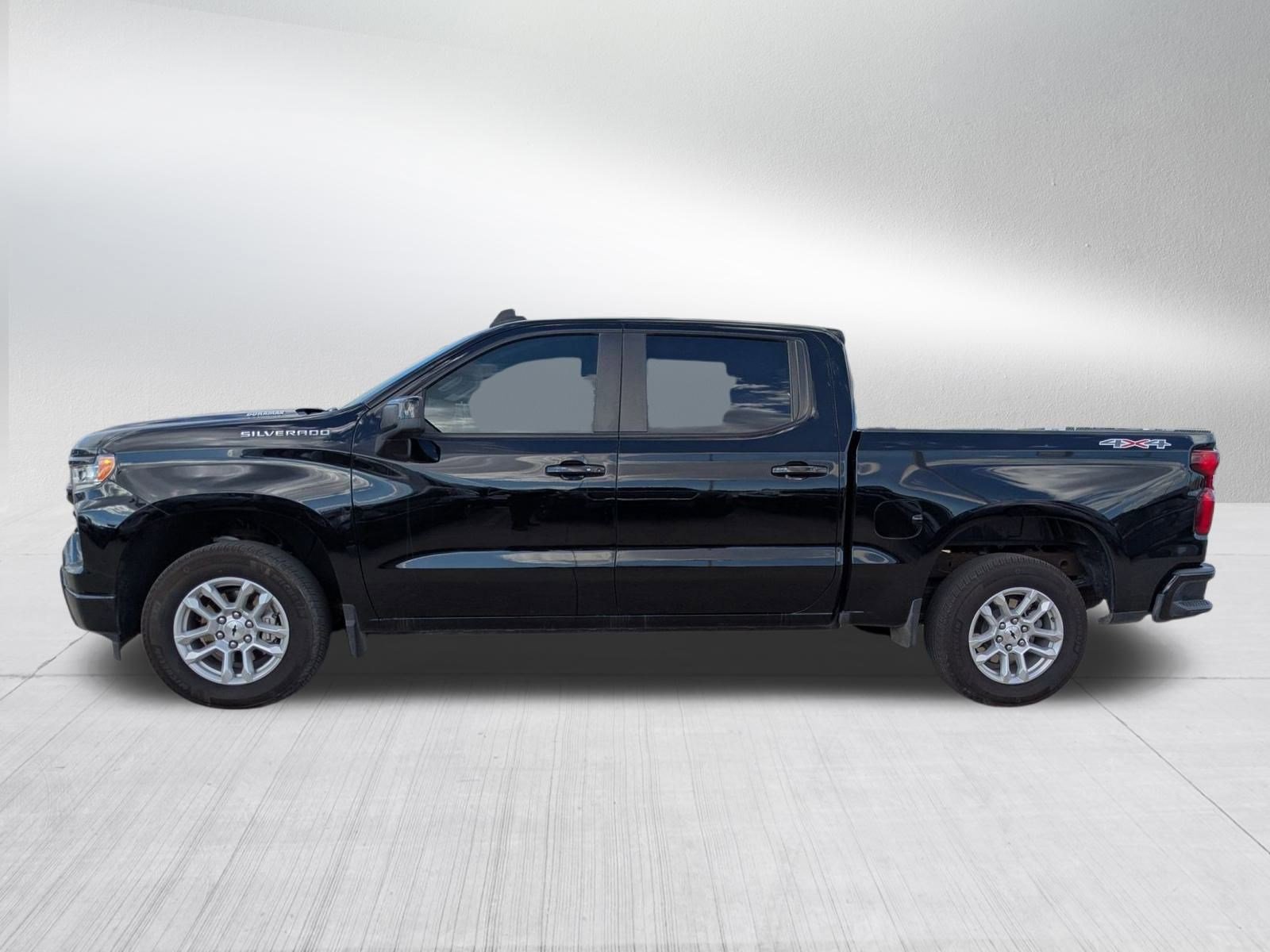 Certified 2024 Chevrolet Silverado 1500 RST image 3