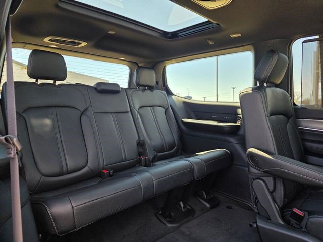 New 2026 Jeep Grand Wagoneer Limited AWD/4WD image 19