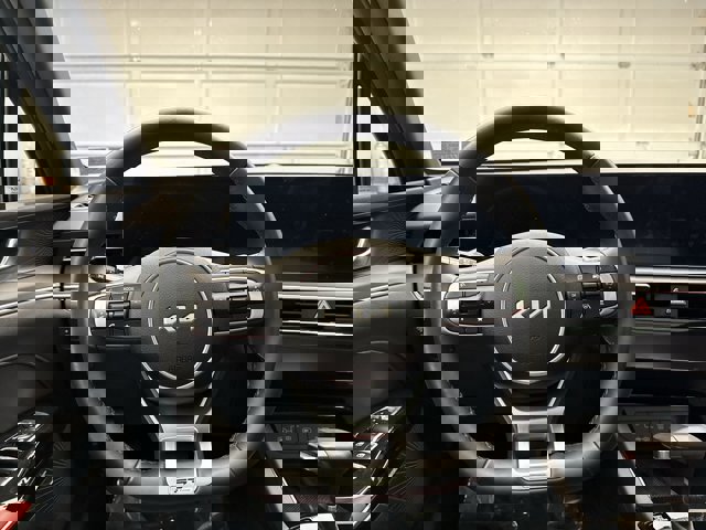 Used 2025 Kia K5 GT-Line w/ GT-Line Premium Package image 12