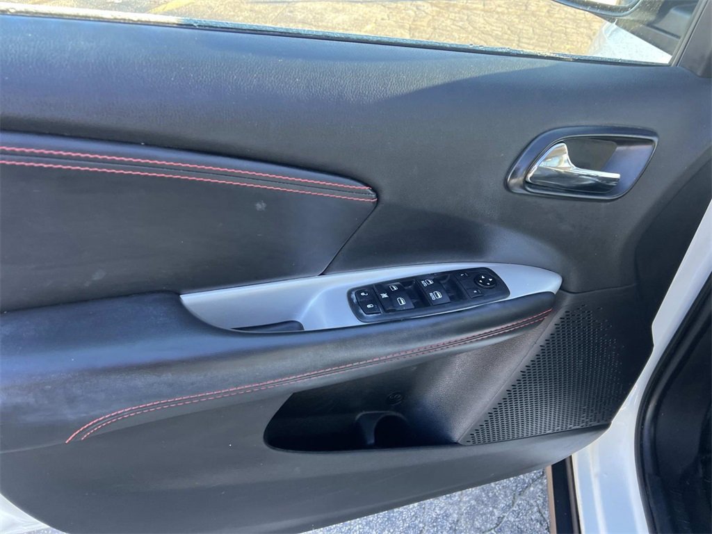 Used 2019 Dodge Journey GT w/ Driver Convenience Group image 12