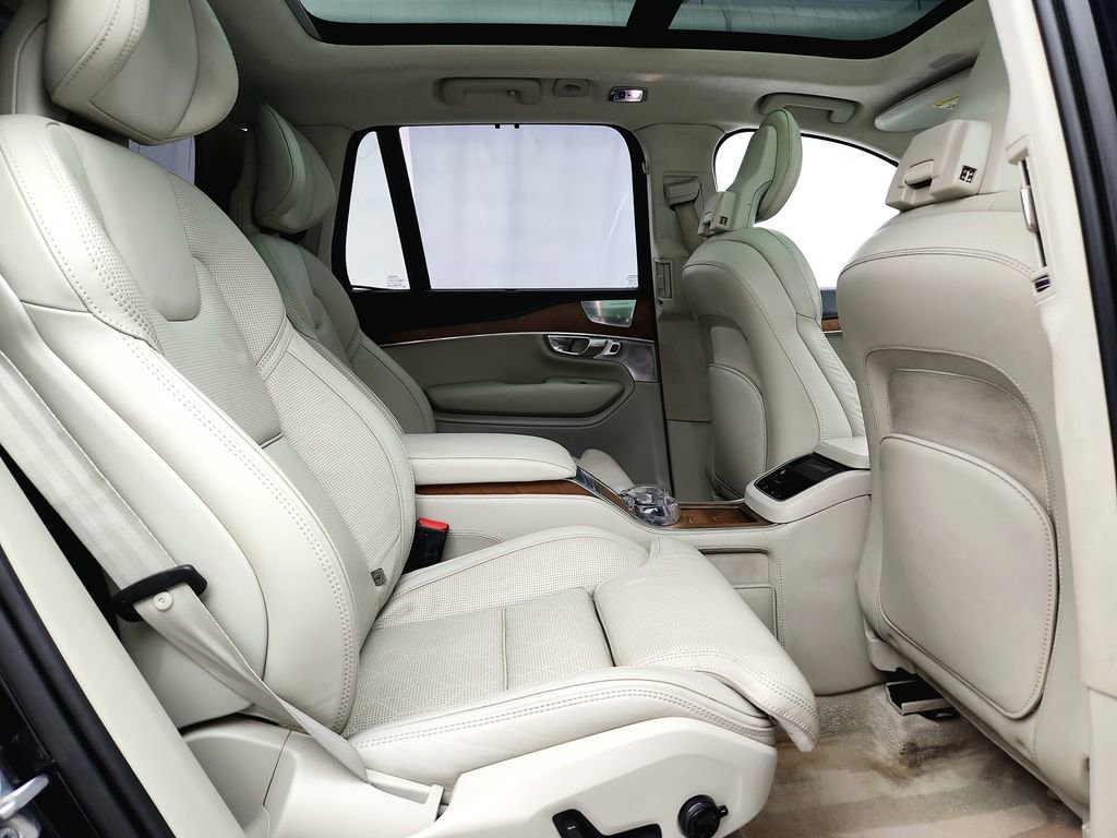 Used 2017 Volvo XC90 T8 Excellence image 33