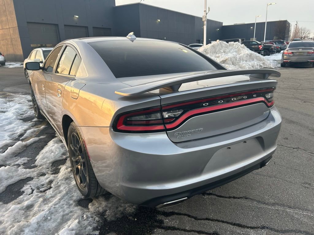 Used 2016 Dodge Charger SXT image 4