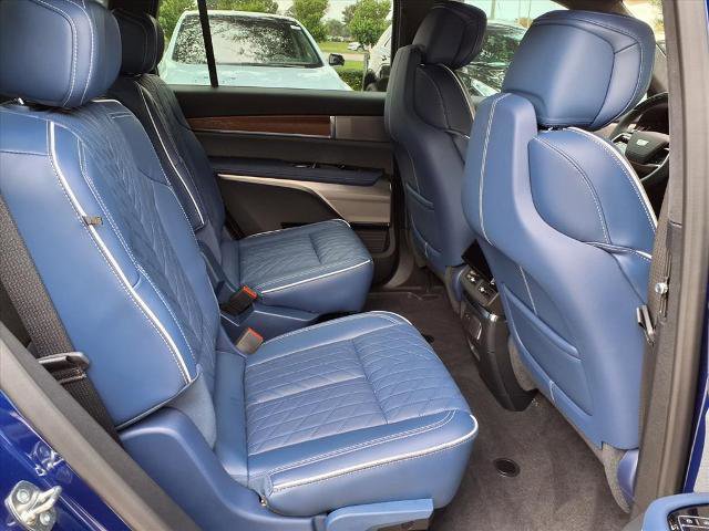 New 2026 Cadillac Vistiq Premium Luxury image 10