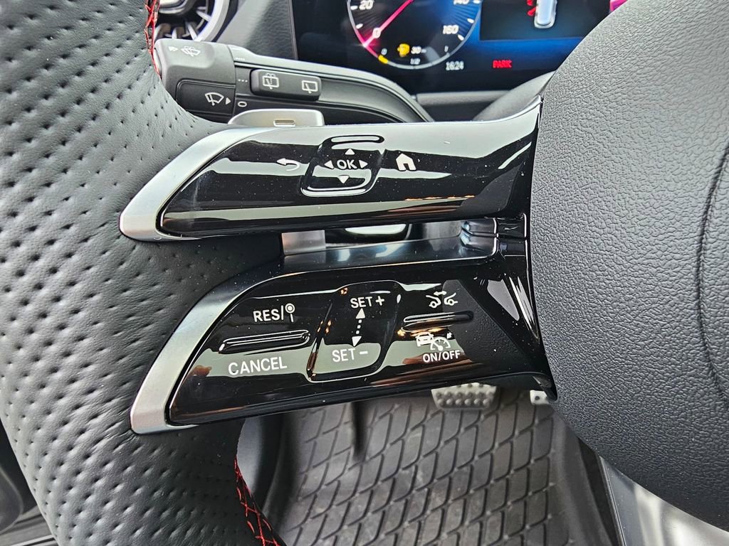 Used 2025 Mercedes-Benz GLA 250 image 19