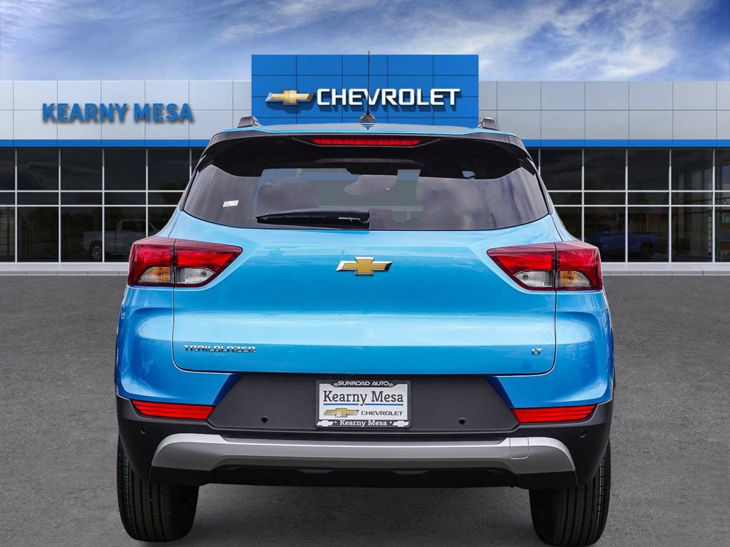 New 2026 Chevrolet TrailBlazer LT w/ LT Cold Weather Package FWD image 5