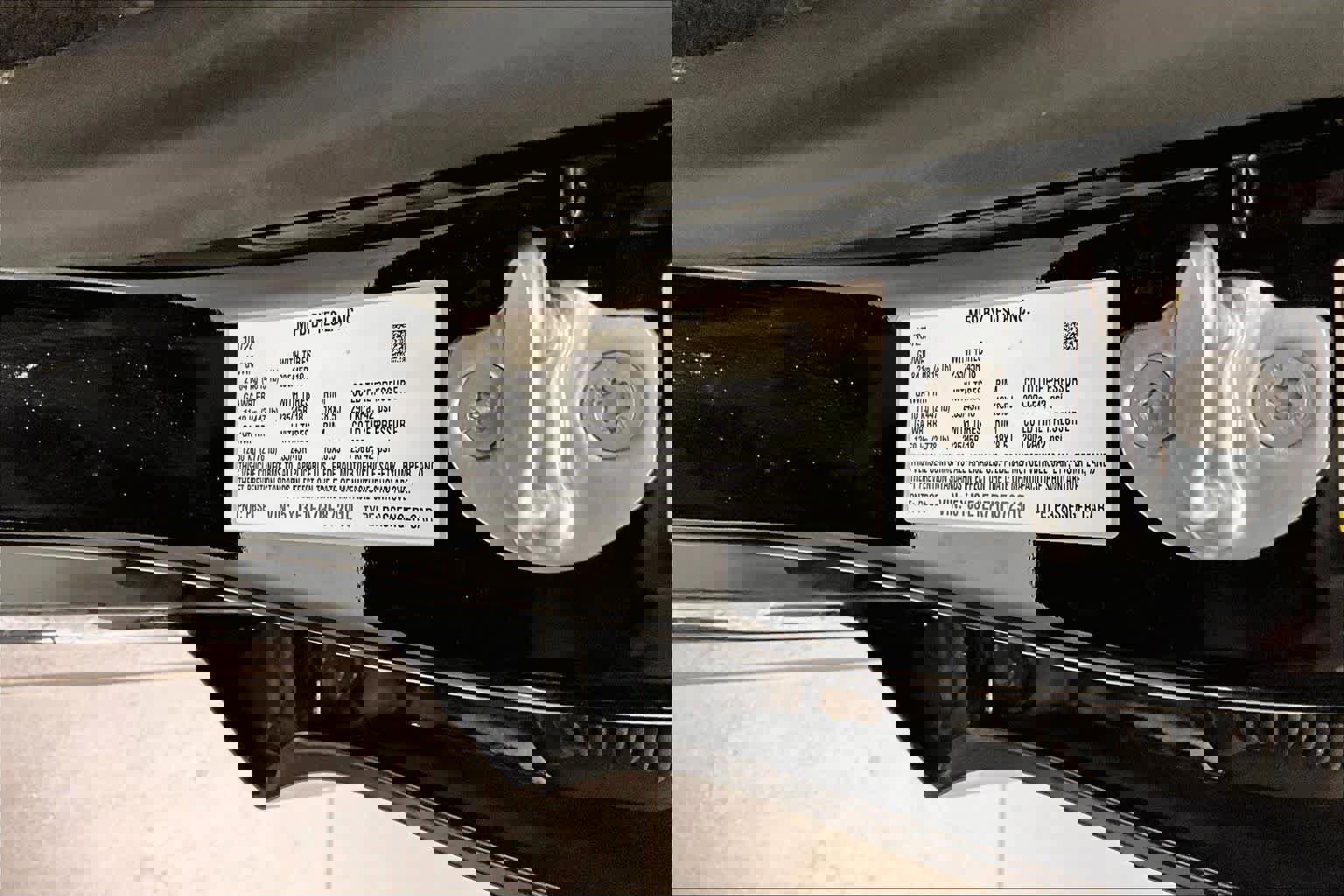 Used 2024 Tesla Model 3 Standard Range image 32