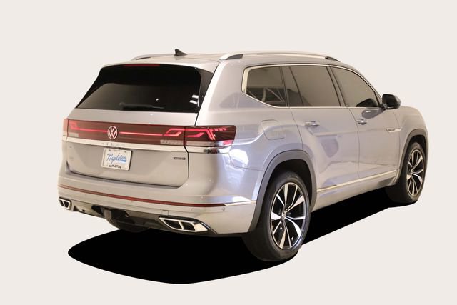 Used 2024 Volkswagen Atlas SEL Premium R-Line image 6