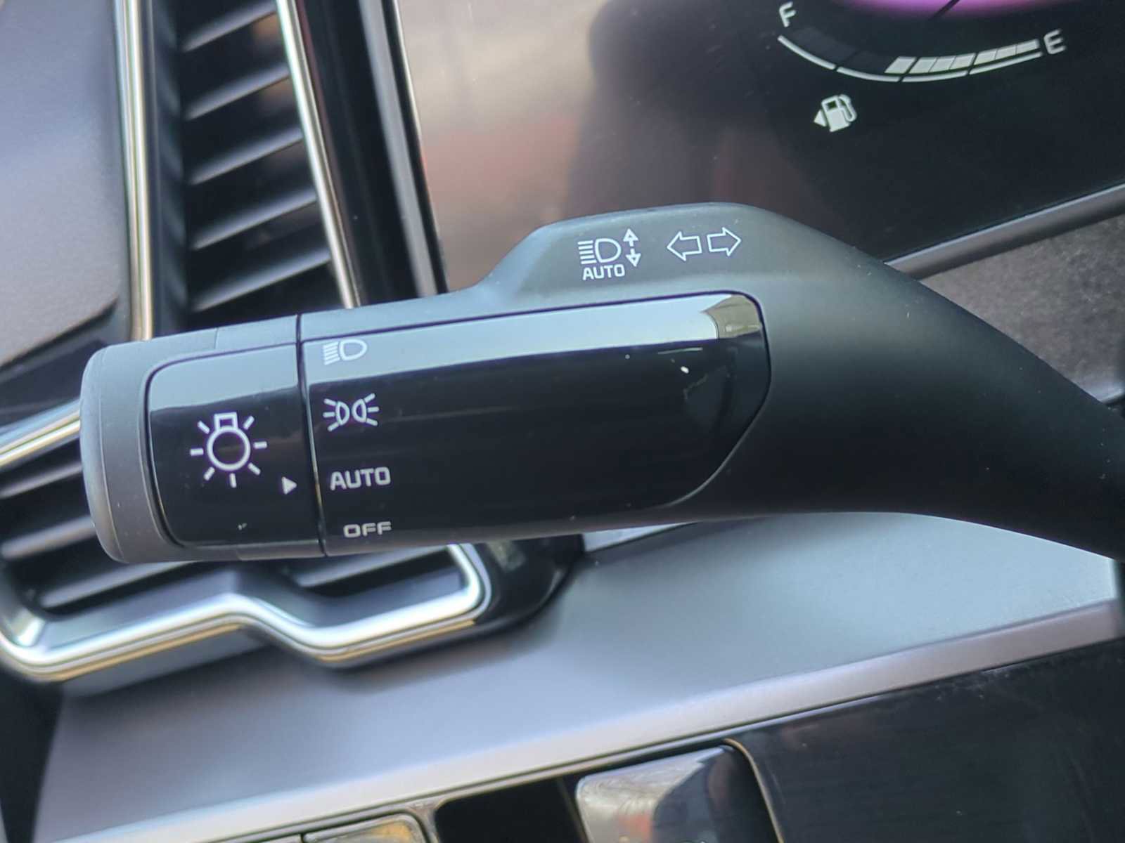 Used 2023 Kia Sportage EX image 27