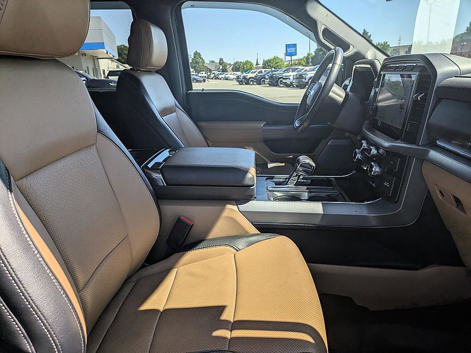 Used 2023 Ford F150 Lariat w/ Max Trailer Tow Package AWD/4WD image 31