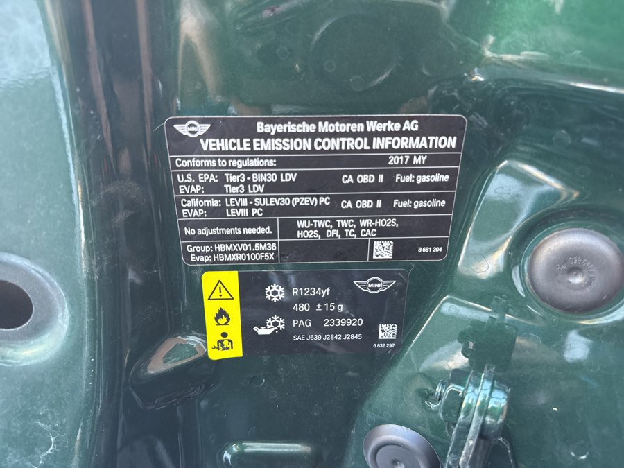 Used 2017 MINI Cooper 4-Door Hardtop image 36